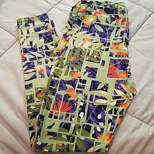 LAST CHANCE - EUC Lularoe leggings